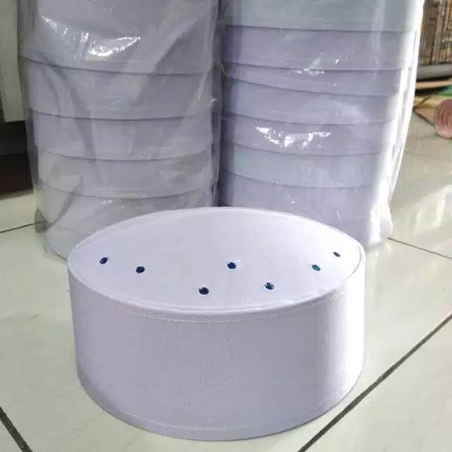 Peci fiber kain putih mengkilap