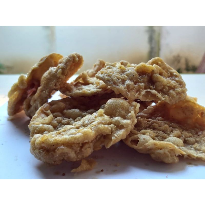 

KERIPIK TEMPE KHAS BANDUNG (OLEH OLEH BANDUNG)