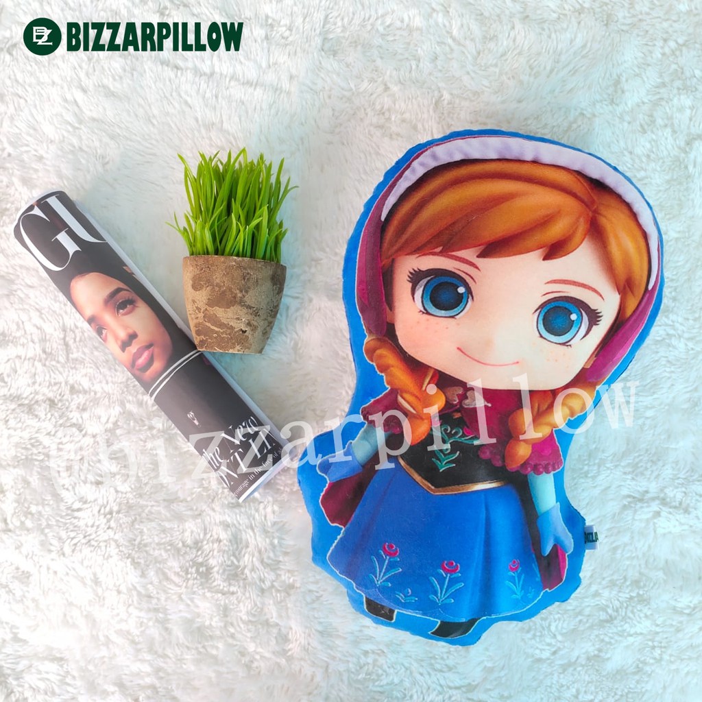 Bizzarpillow Bantal Karakter Elsa Anna Size M BZ046