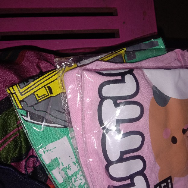 Dengan Lapis Busa Sarung Piring 21cm