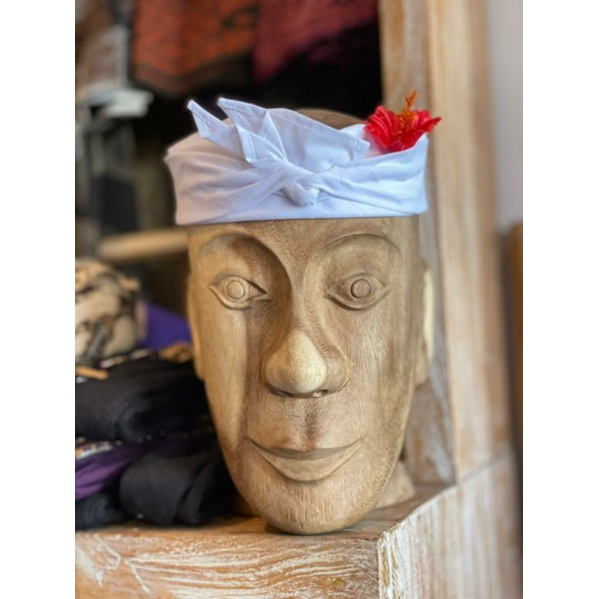 udeng putih jadi /udeng jadi /pakaian adat bali /udeng bali/