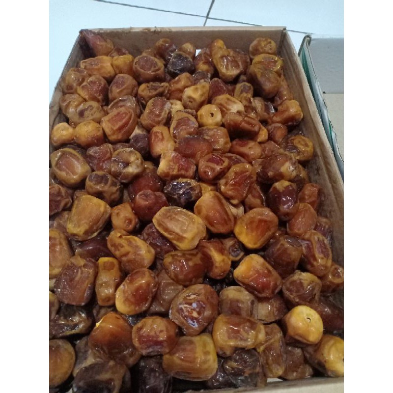 

KURMA SUKARI 3KG