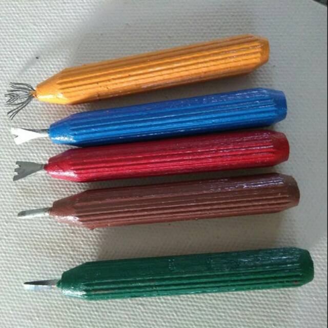 

Alat kerik krayon