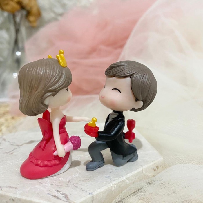 HIASAN KUE PROPOSE COUPLE LAMARAN 1 SET SEPASANG - DEKORASI KUE NIKAH