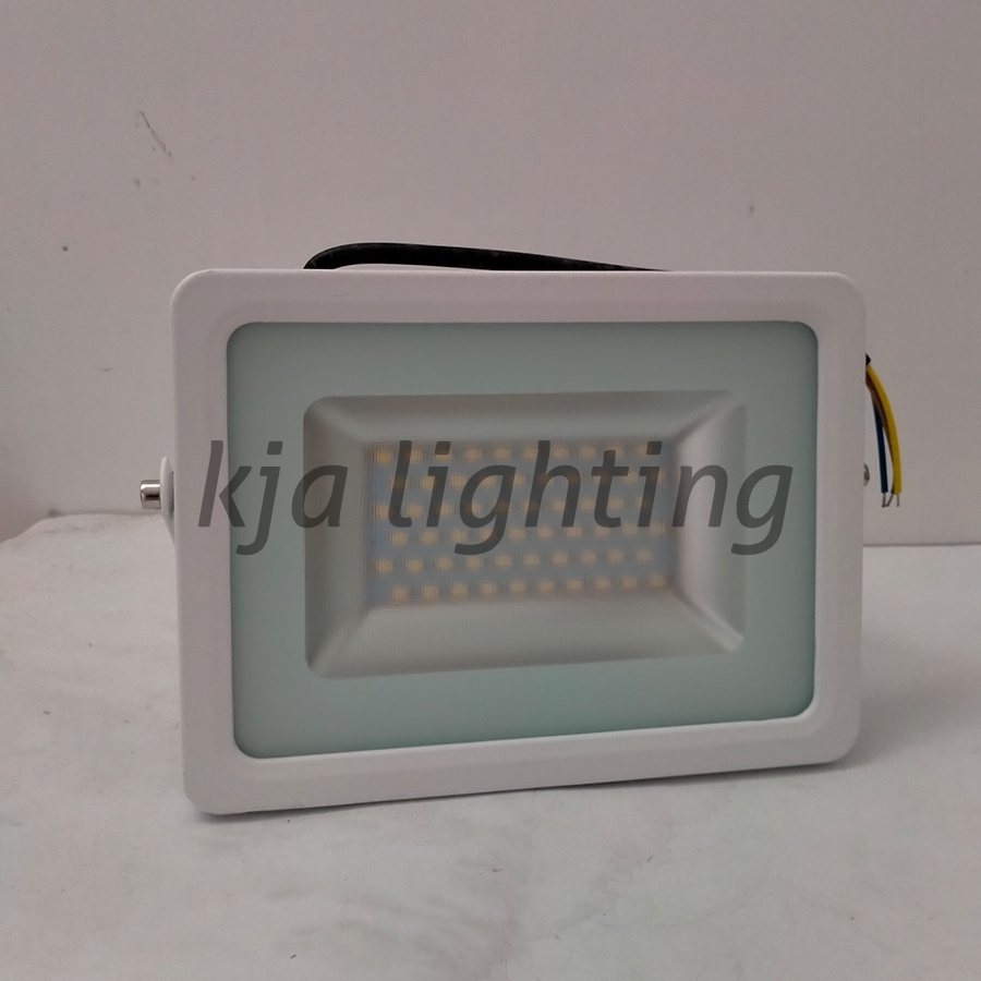 LAMPU SOROT LED 30 WATT 30W BODY PUTIH SKYLED