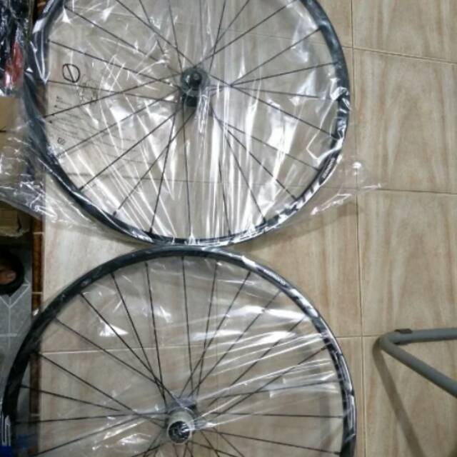 shimano mt35 wheelset