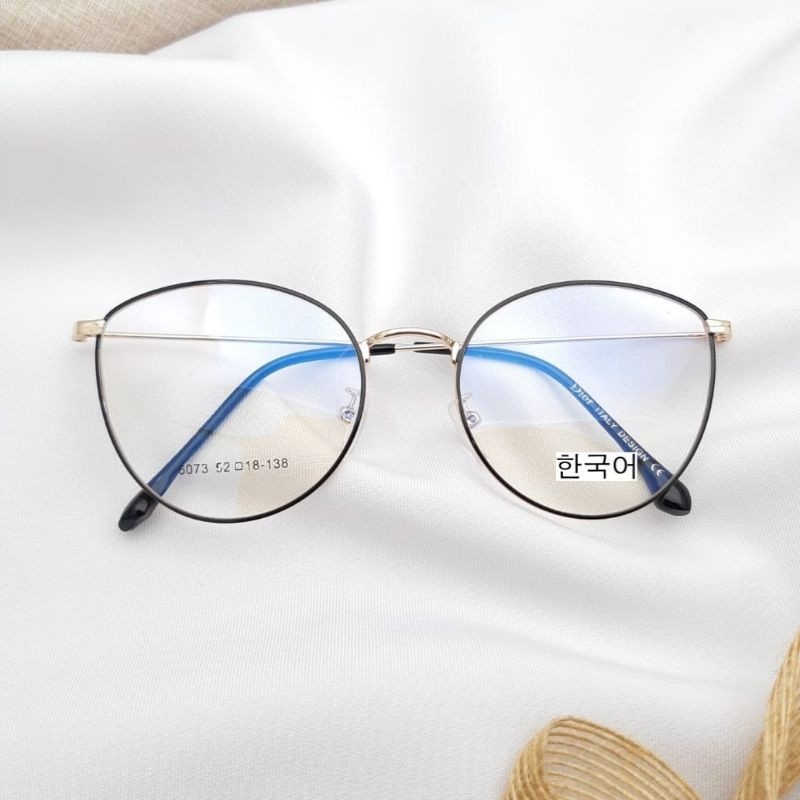 KACAMATA PHOTOCROMIC BLUERAY ANTI - RADIASI FRAME OPTIK TITANIUM REALPICT UNISEX - SPRING STYLE