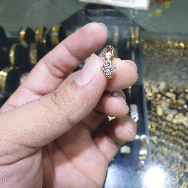 Anting emas asli jepit matamata