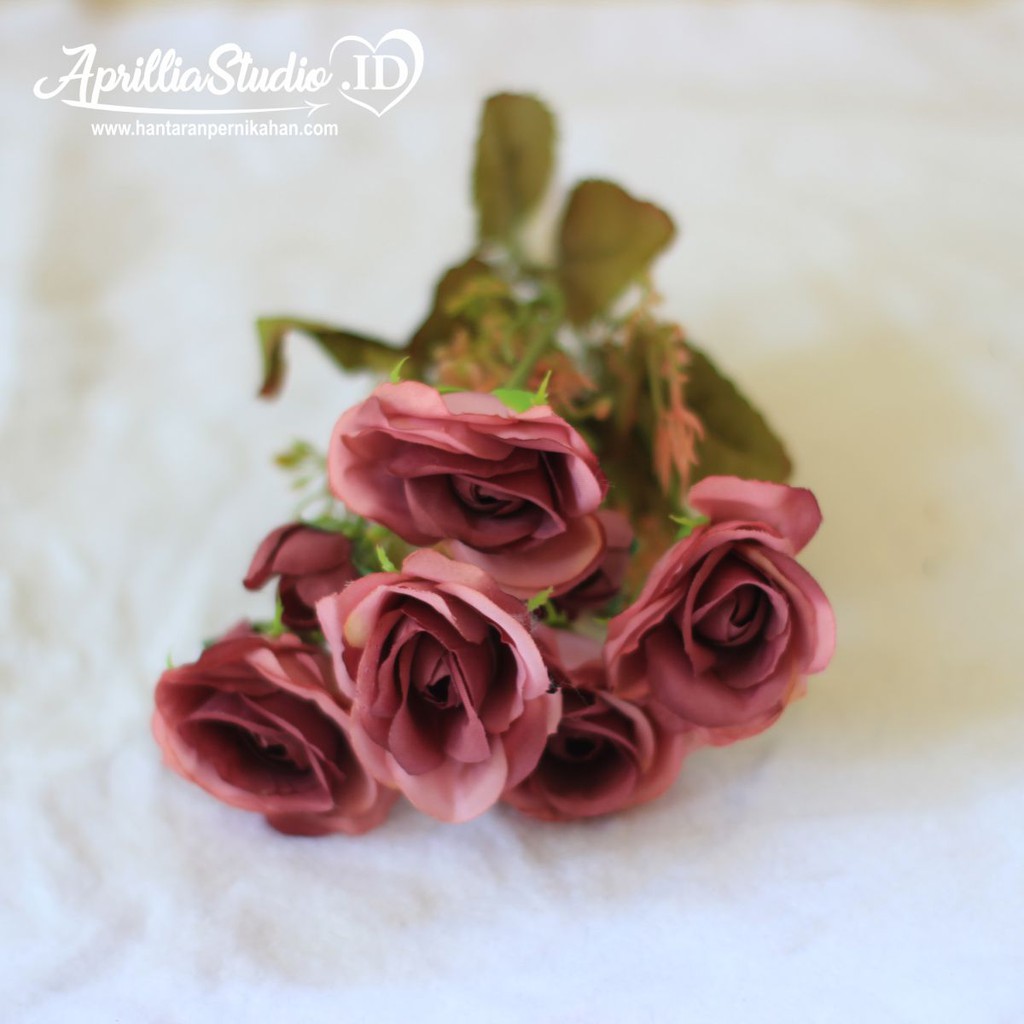 Bunga Artificial Rose Bouquet