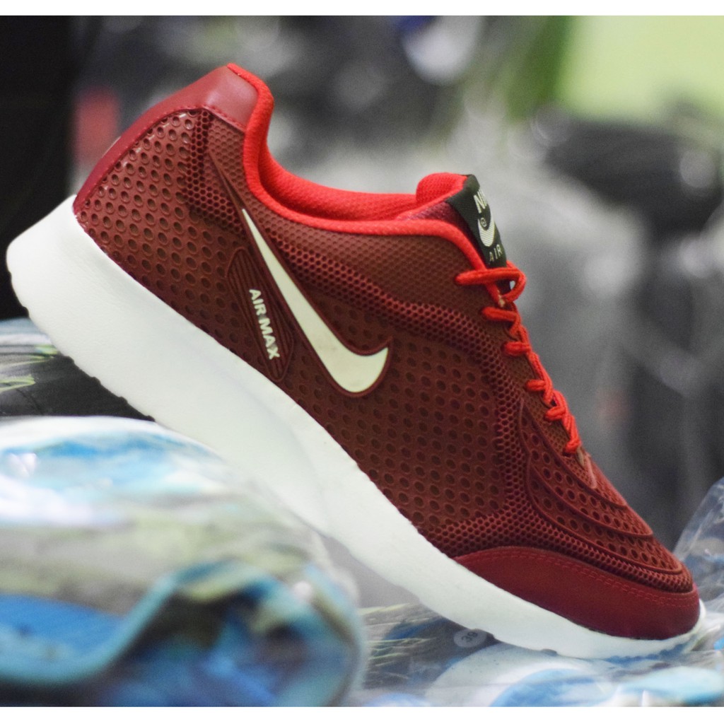 sepatu sport nike air max