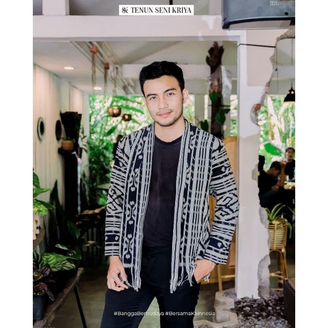 baju tenun pria - kimono tenun pria - atasan tenun terbaru - kimono batik - kimono etnik - fashion p