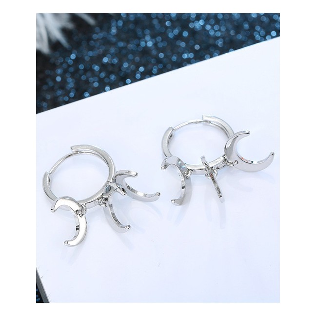 LRC Anting Tusuk Fashion Crescent Geometric Earrings D46083