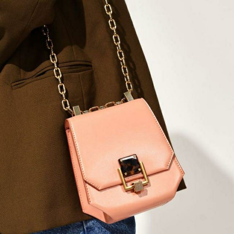 

Ck metallic-geo.mini