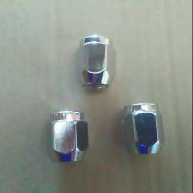Mur baut Roda racing khusus Suzuki APV