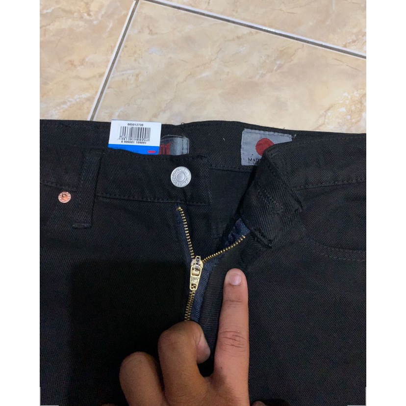 celana panjang pria levis 501 hitam pekat/reguler/standar Made In Japan Pria Hitam