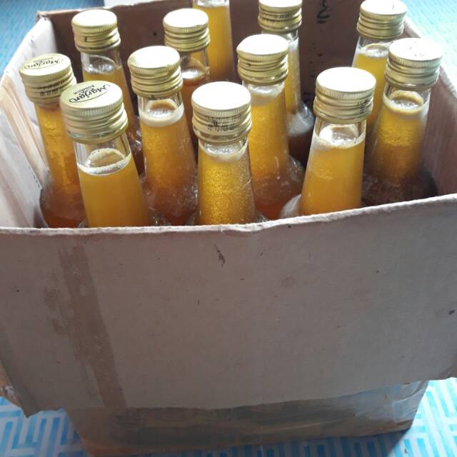 

Madu hutan/lebah liar. Djamin 100% asli dan murni.