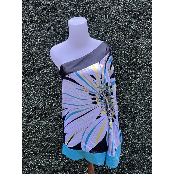 Preloved Bebe blouse