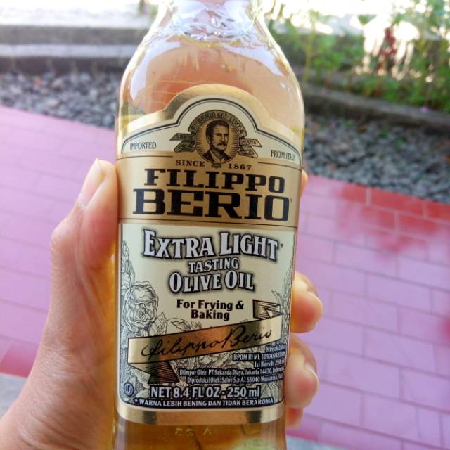 

ELOO (Extra Light Olive Oil) / EVOO (Extra Virgin Olive Oil) FILIPPO BERIO