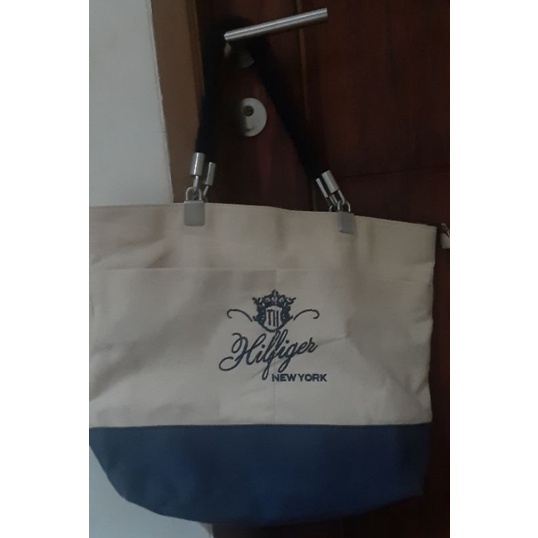 PRELOVED TAS TOMMY HILFIGER