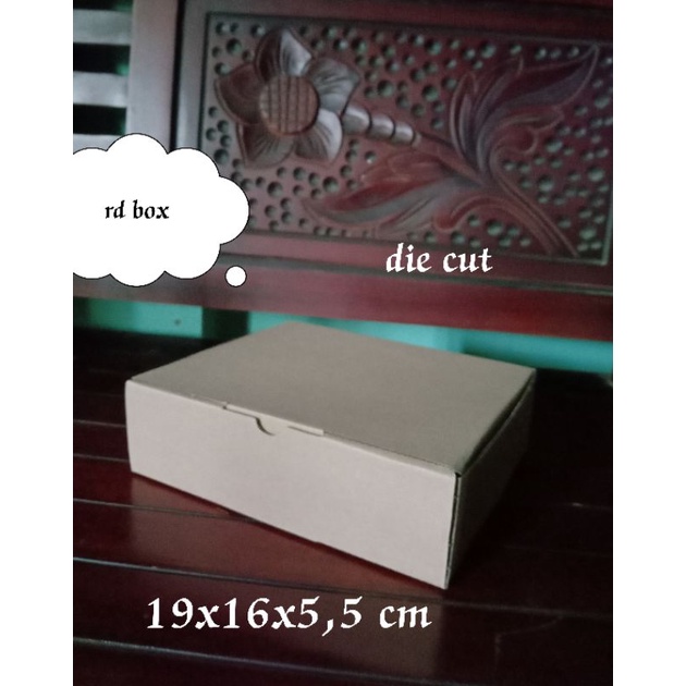

kardus/box/kotak/dus 19x16x5,5 cm box packaging olshop,