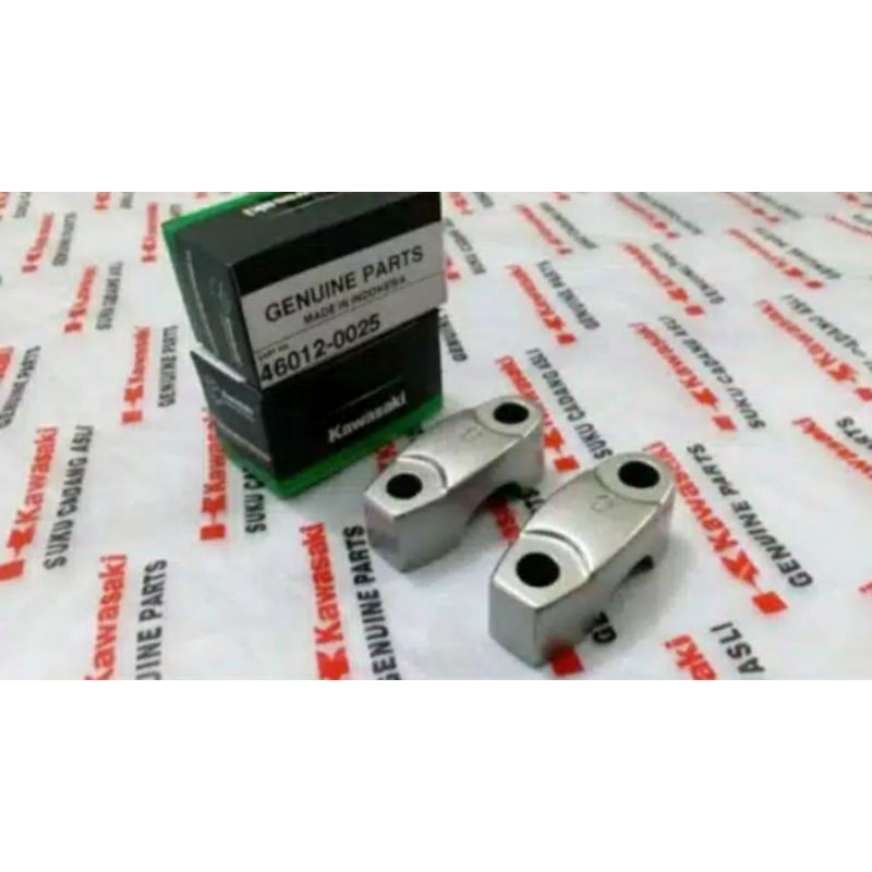 Raiser Stang Setir Stir Ninja R Ss 46012-0025 1 Set Penjepit Stang Stir Ninja R Ss Reser Stir Ninja 