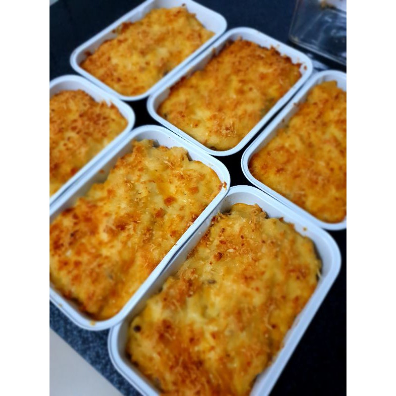 

Pre Order - Super Cheesy Macaroni Schotel (Premium Macaroni)