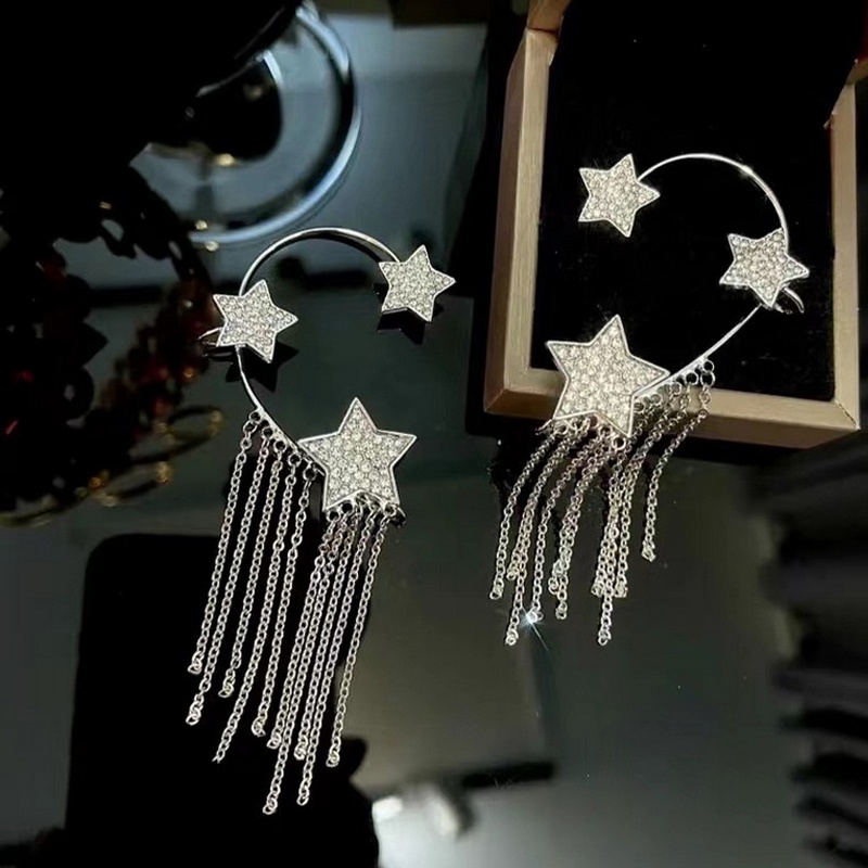 Anting Klip Tanpa Tindik Desain Kupu-Kupu / Snowflake Hias Berlian Untuk Wanita