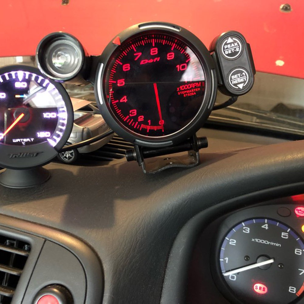 Tachometer Defi Bf Rpm 3.15 Inch 80mm 7 Warna Dengan Lampu Peringatan Universal