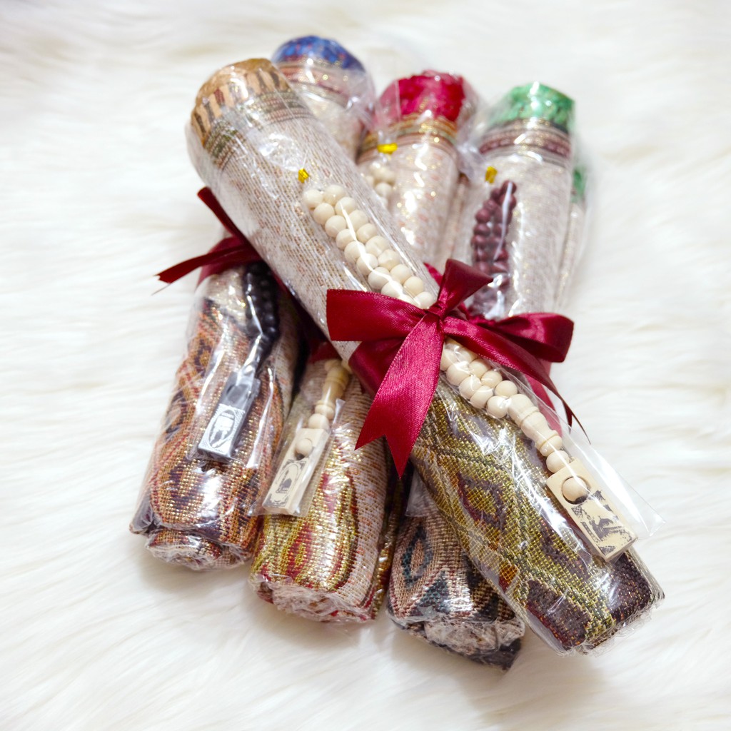 GIFT ROLL Sajadah RIYADH Besar Free Tasbih Souvenir Pernikahan / Hampers Sajadah