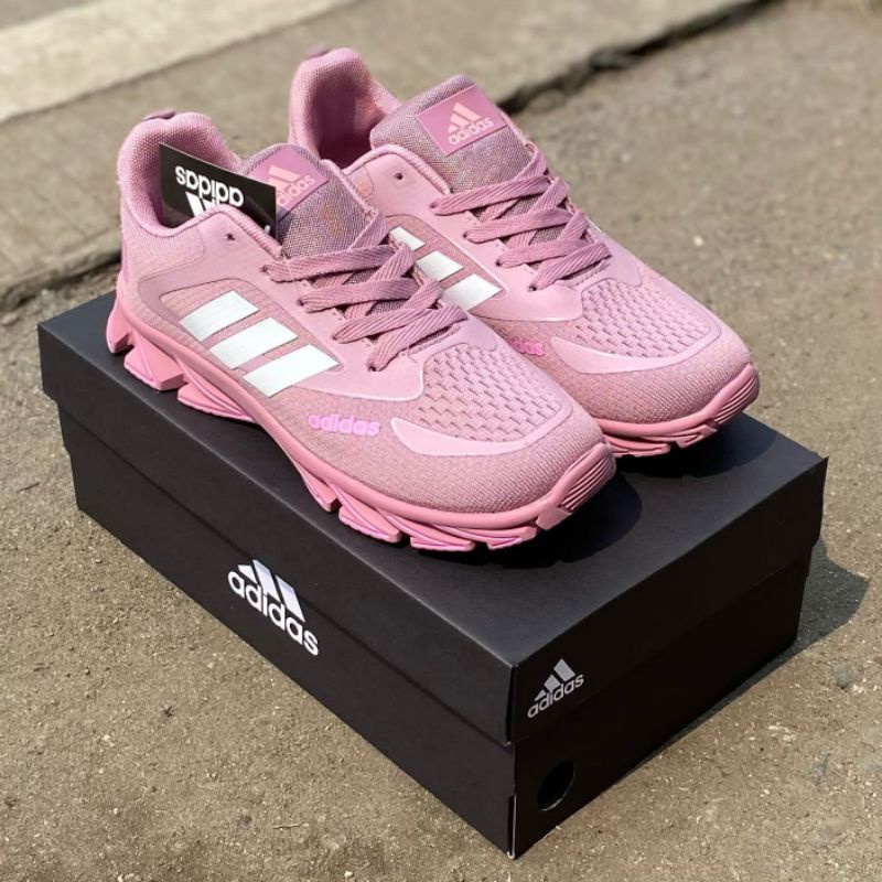 Sepatu Wanita Adiddas Springblade Imporr Vietnam / Sepatu Olahraga Sepatu Lari  Sepatu