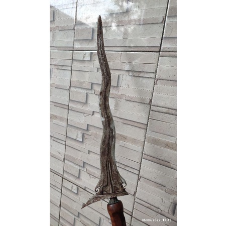 keris karno tinanding