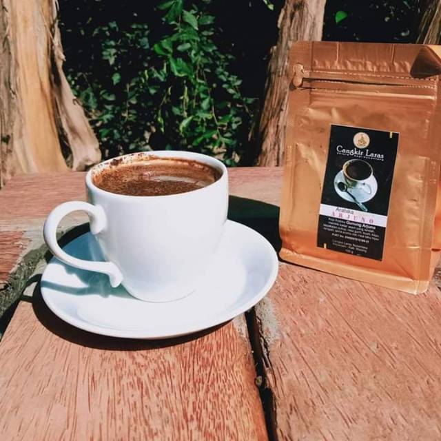 

Kopi bubuk arabika arjuno cangkir laras