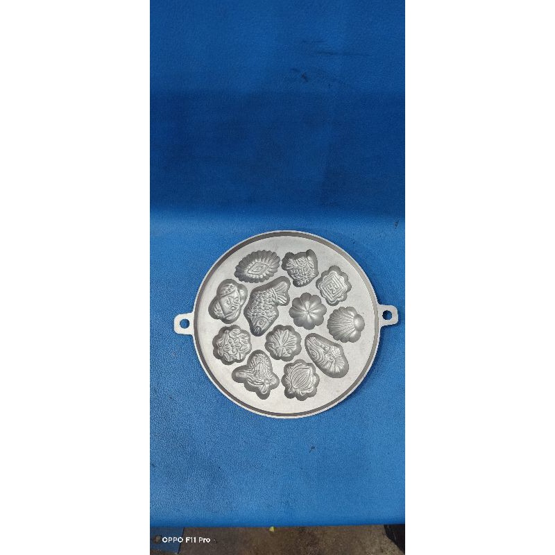 Cetak kue bolu alum campur 12lbg (B)