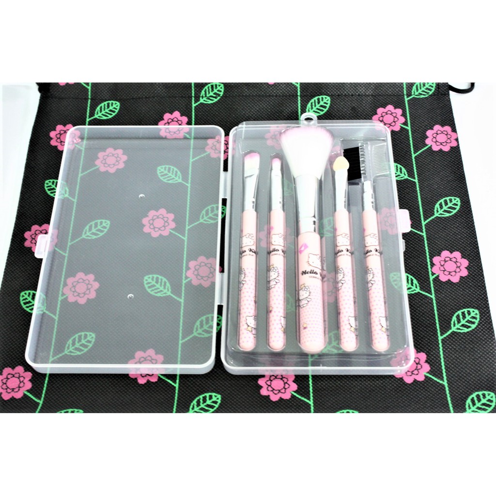 MAKE UP BRUSH SET / KUAS MAKE UP HELLO KITTY