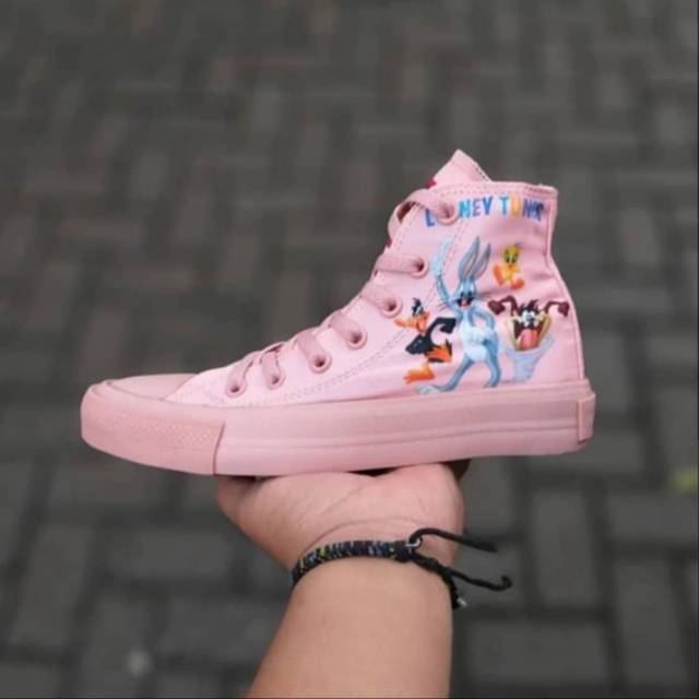 CONVERSE LOONEY TUNES HIGH ROSY PEACH (PREMIUM)