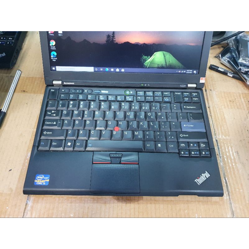 Laptop Lenovo Thinkpad X220 Core i5 Gen 2 Ram 4GB Hdd 320 GB 12in Murah Meriah Gan