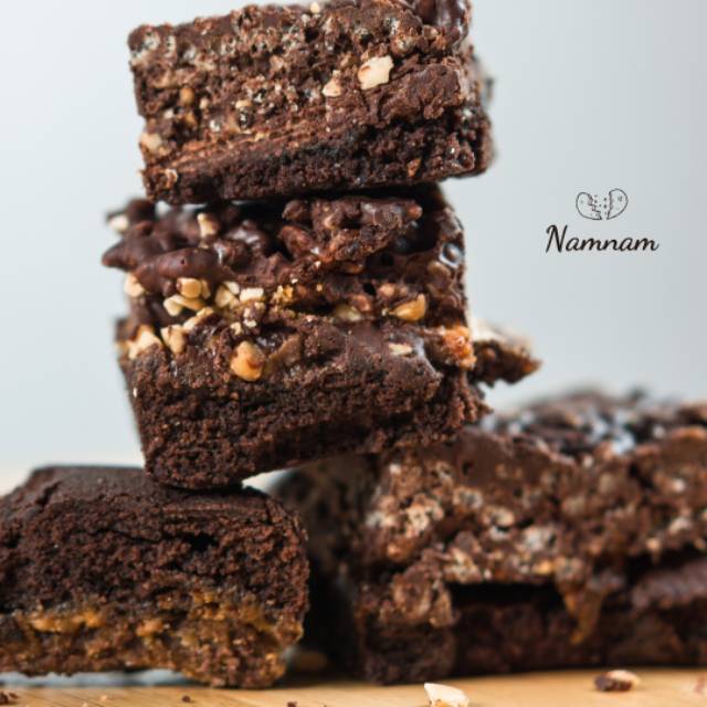 

Snicker Frozen Brownieswe