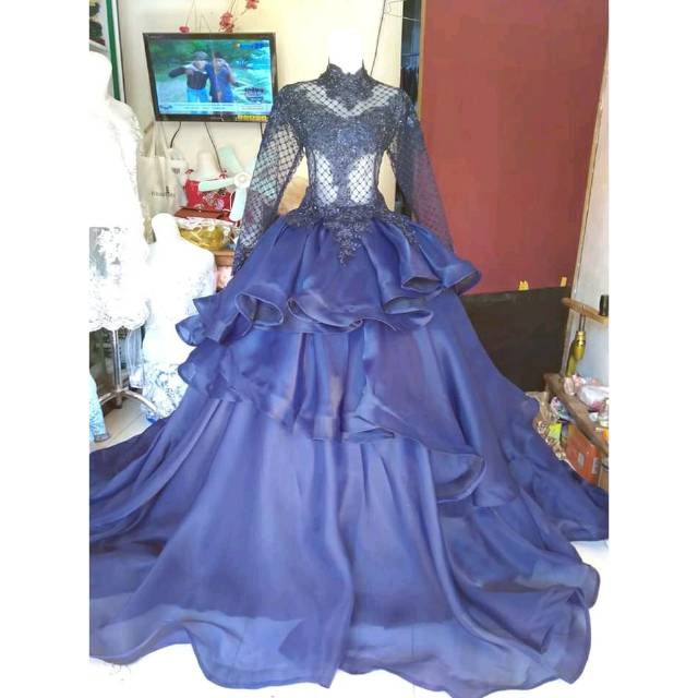 Gaun pengantin navy payet
