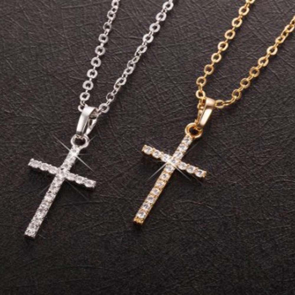 Needway  Party Gift Women Necklaces Minimalism Clavicle Chains Cross Necklaces Cross Elegant Silver Color Diamond Rhinestone Choker Korean Style/Multicolor