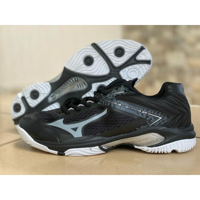 (BAYAR DITEMPAT) ERS SEPATU VOLLY MIZUNO WLZ 5 LOW BLACK IMPORT PREMIUM VIETNAM OLAHRAGA VOLI PRIA V