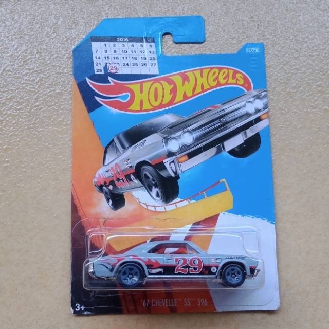 hotwheels 67 Chevelle SS 396 edisi kalender 2016