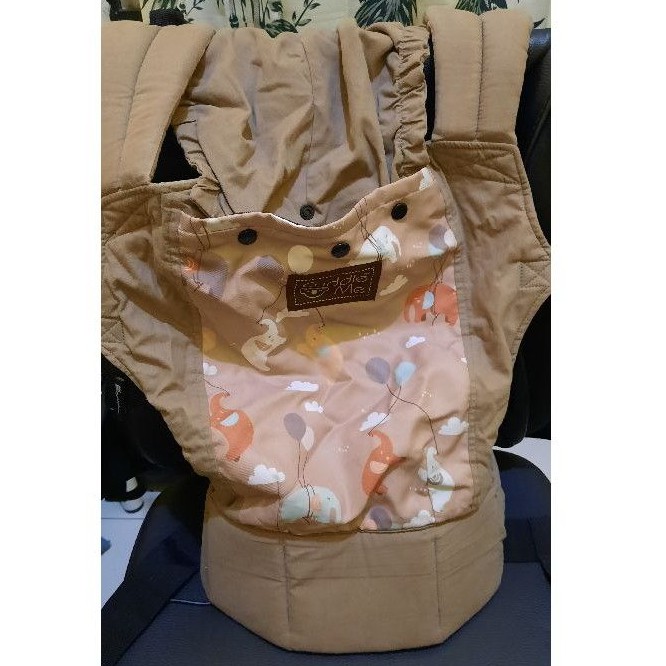 Cuddle me lite carrier (PRELOVED)
