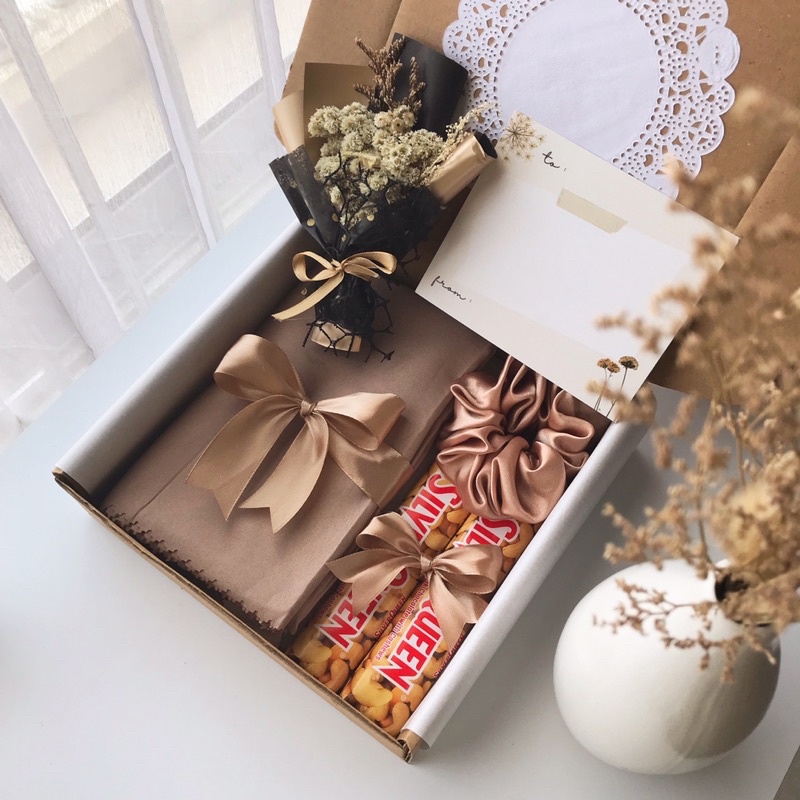 

Hampers Hijab Aesthetic Medan