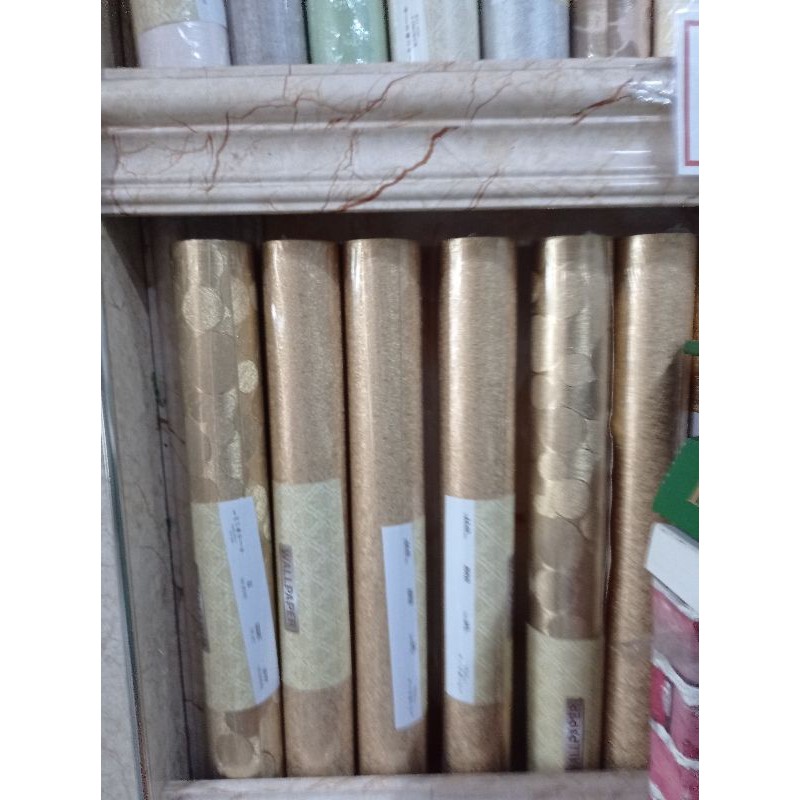 wallpaper gold / jasa pasang wallpaper / pemasangan wallpaper