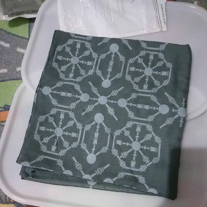 ria miranda vela scarf GREY