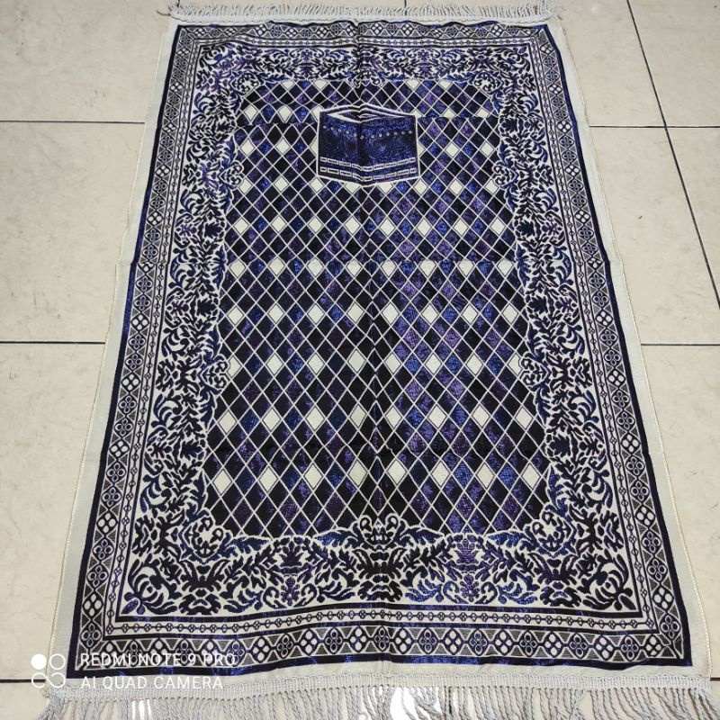 sajadah murah turky chenil rumbai tambang khusus motif kabah dan mesjid khusus warna putih bahan tebal