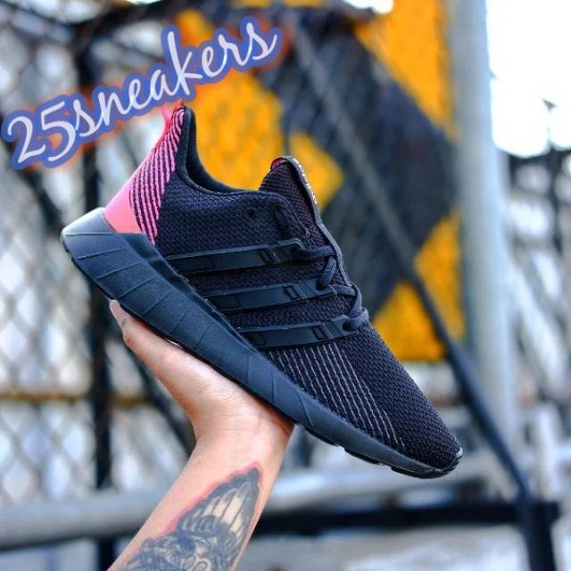 pink sole adidas
