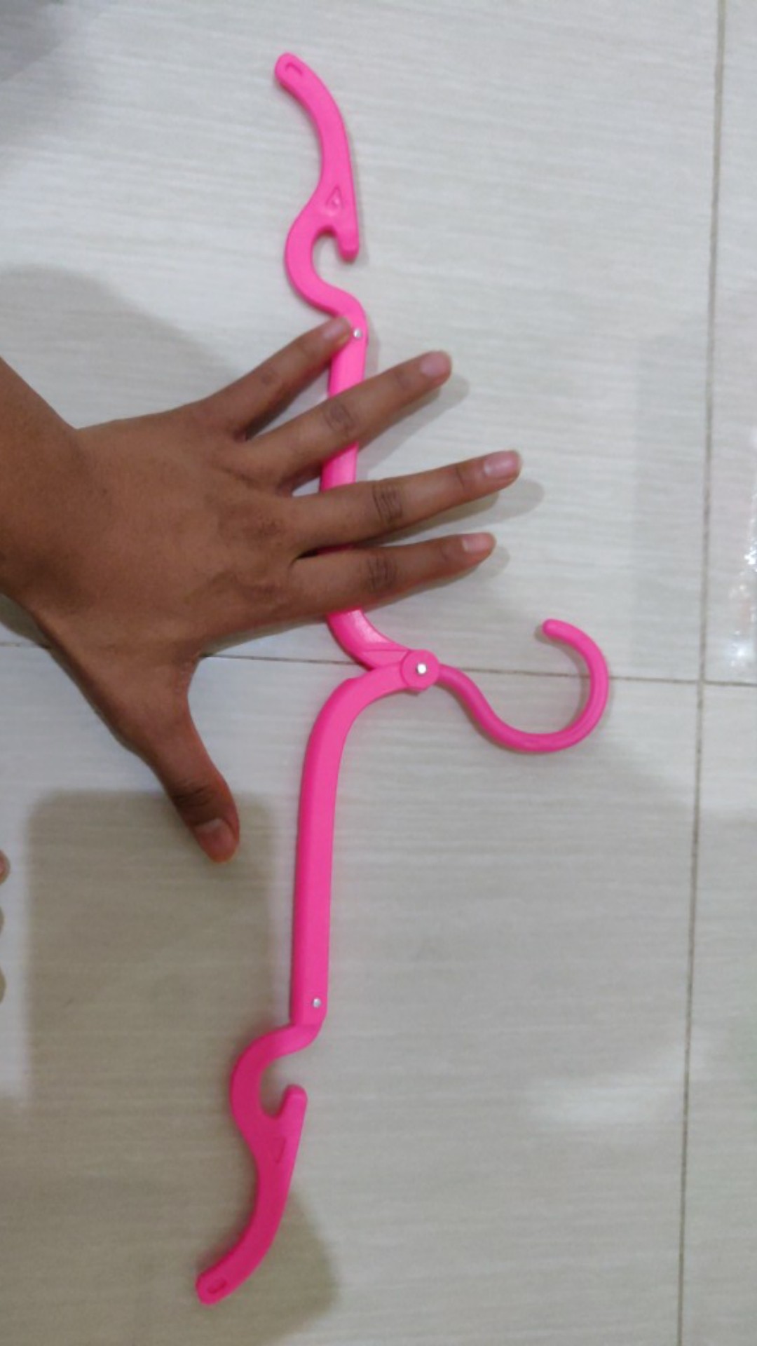 Gantungan Baju Lipat