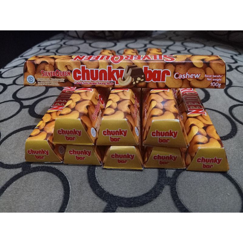 

Silverqueen chunky bar 95g (kemasan baru) exp April 2023