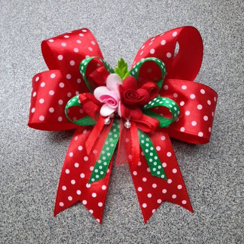 

Pita Hiasan Polkadot